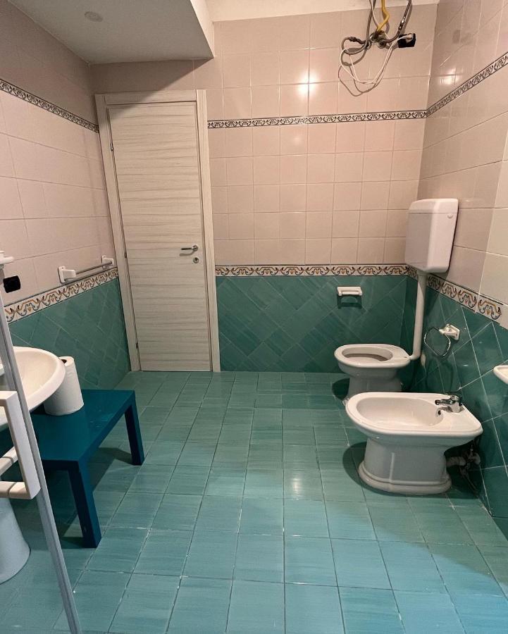 La Svolta Rooms Наполи Екстериор снимка